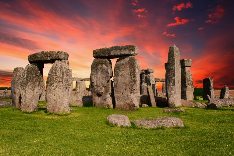 Stonehenge Salisbury Cathedral and Windsor Castle - The 